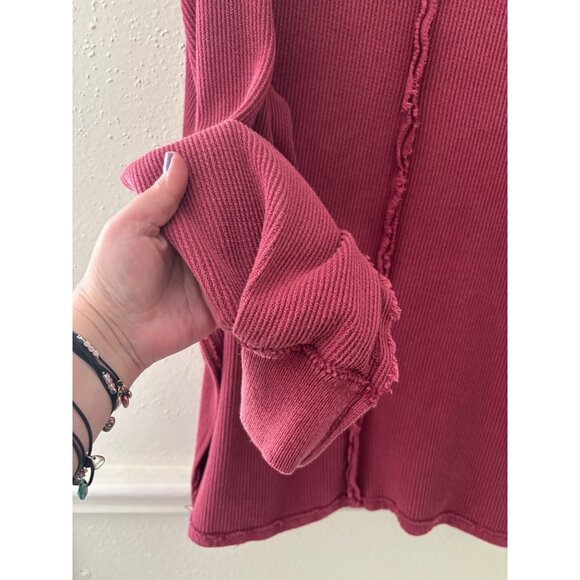 We The Free Asher Thermal Knit Oversized V-Neck Top Large Burgundy Ribbed - Picture 12 of 12